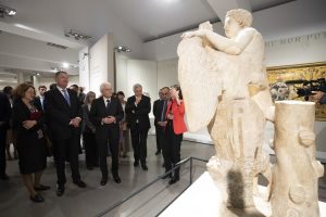 Il Presidente Mattarella visita con il Presidente della Romania la Mostra su Ovidio